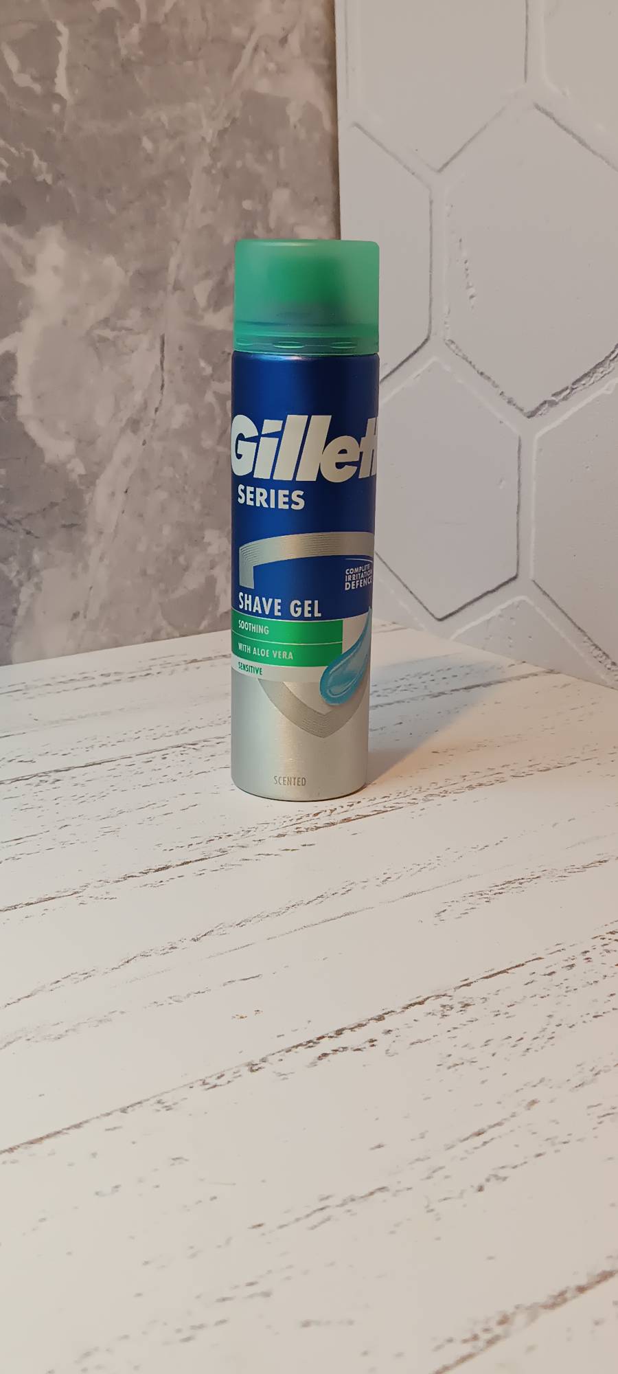 6eb4c6a4-f3ad-4b0d-9ab8-ae131cd14a1b.jpg ژل شستشوی صورت سیمپل مدل Moisturising Facial Wash حجم ۱۵۰ میلیلیتر - تصویر 1